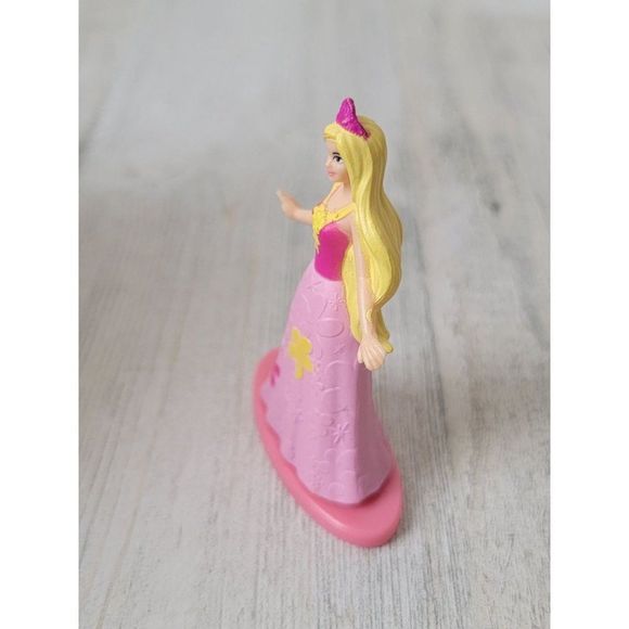 Mattel 2020 Barbie princess pink toy figure - Picture 2 of 5